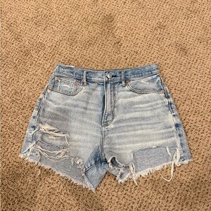 America Eagle highest rise 90s boyfriend Shorts